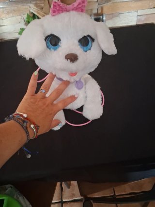 Peluche conejo blanco con ruedas