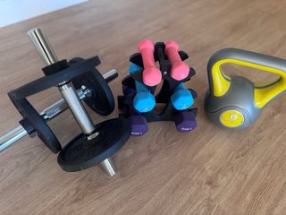 Lote Pesas y Mancuernas 30kg + Kettlebell