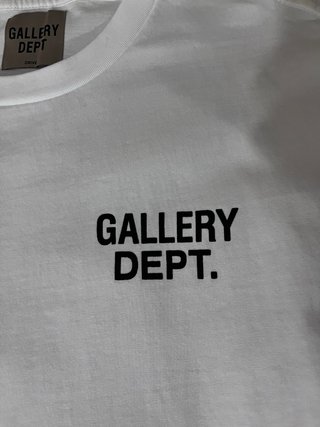 Camiseta Gallery Dept. Blanca
