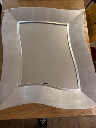 Espejo Diseño Plateado Ondulado