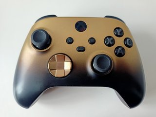 Mando Xbox Gold Shadow en garantía