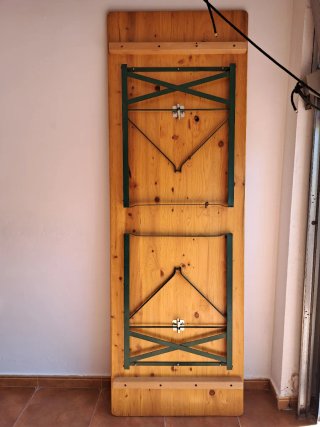 Mesa plegable de madera