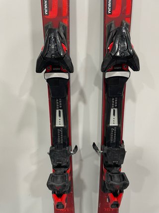 Sci Atomic Redster Ti 161 cm