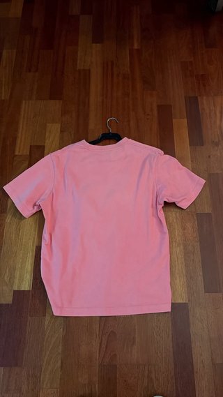 Camiseta rosa básica