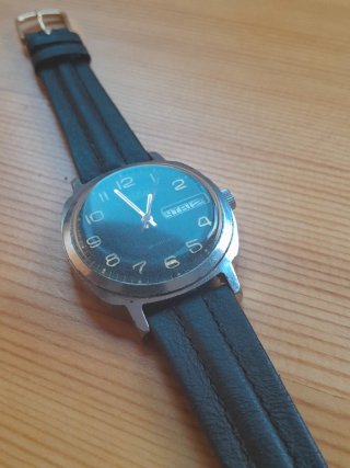 Reloj soviético SLAVA 26 joyas
