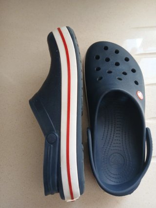 Zuecos Crocs Talla 42 Azul