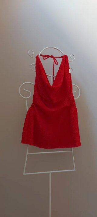 Conjunto Zara Top y Falda Roja Talla S