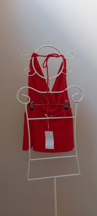 Conjunto Zara Top y Falda Roja Talla S