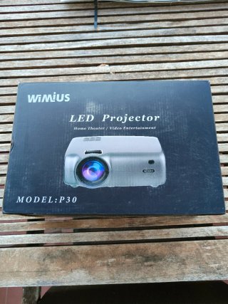 Proyector WiMiUS P30 con mando