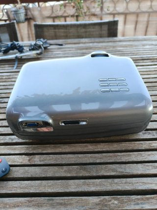 Proyector WiMiUS P30 con mando