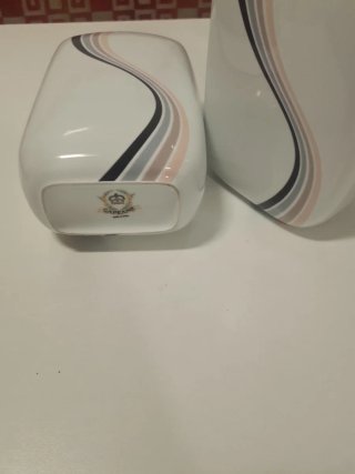 2 Jarrones Cerámica Capeans Diseño Ondulado
