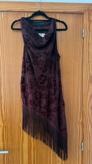 Top halter Zara burdeos floral flecos talla única