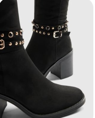 Botas altas negras Deichmann con tachuelas
