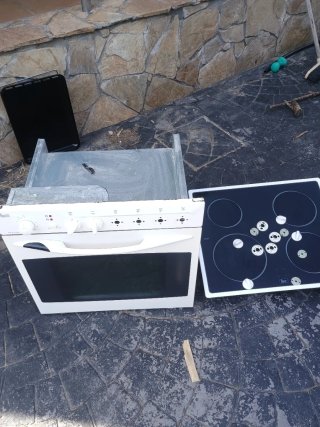 Conjunto Horno y Placa Vitrocerámica Teka