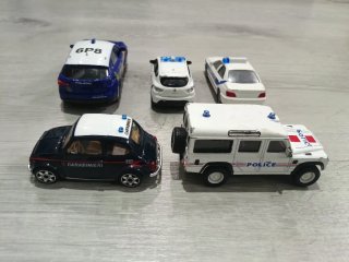 Lote 5 coches policía