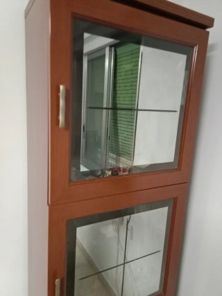 Vitrina madera 3 puertas cristal