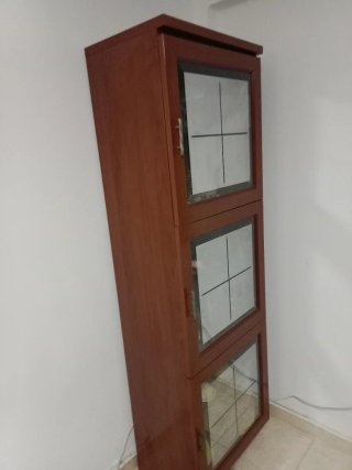 Vitrina madera 3 puertas cristal
