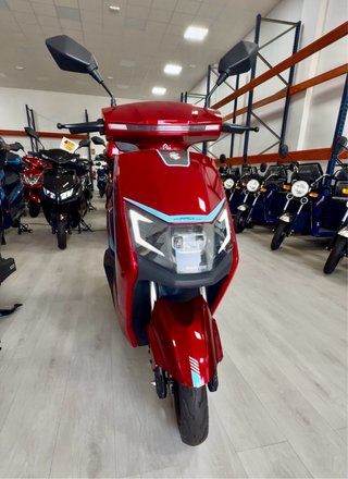 Scooter Eléctrica SAIGE ZL Roja