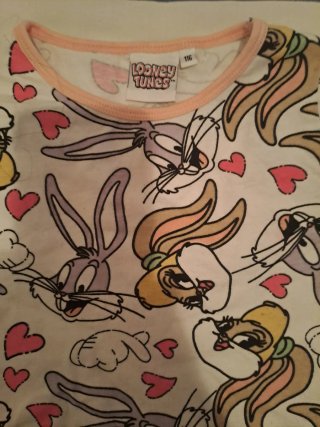 Pijama Bugs Bunny y Corazones