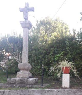 Maceta de piedra y terracota