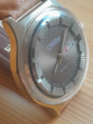 Reloj soviético SLAVA 26 rubíes