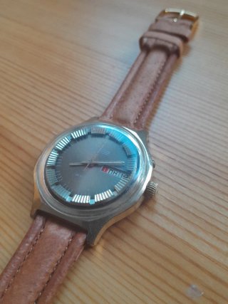 Reloj soviético SLAVA 26 rubíes