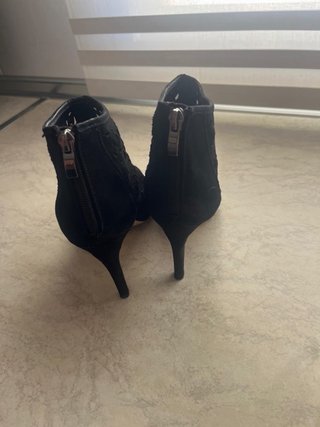 Botines tacón negros