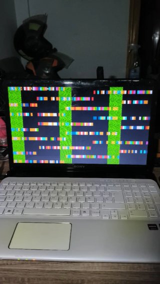 Sony SVE151G17M Intel Core i7 Radeon