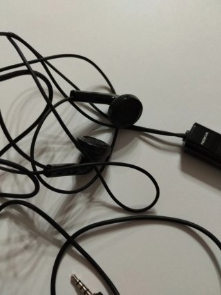 Auriculares Nokia con micrófono y jack 3.5mm