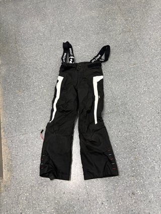 Pantalones de esquí negros con tirantes
