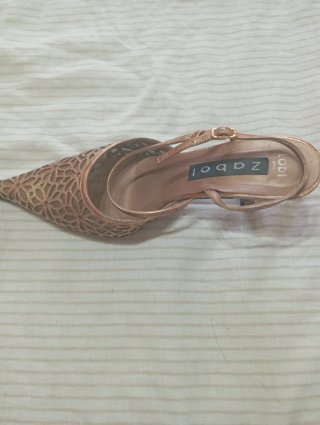 Zapatos de fiesta LODI dorados