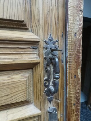 Puerta antigua 200x115