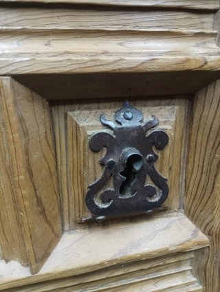 Puerta antigua 200x115