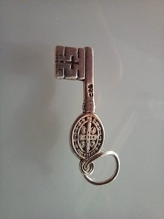 Colgante Llave San Benito Plata 925