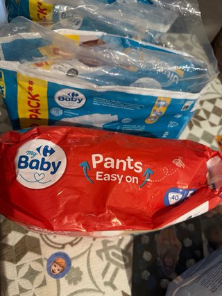 Lote de pañales bebe talla 5 unos 200 aprox