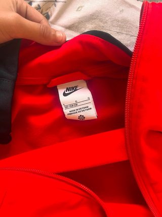 Chaqueta Nike Niño Roja y Negra