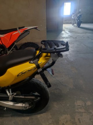 Baúl y maletas Givi Honda CBR 600 F