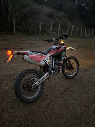 Husqvarna TE 250 4t Enduro Moto itv en vigor