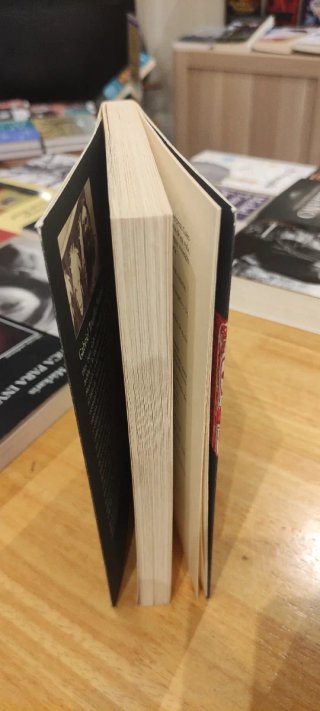 La memoria de los muertos (La otra orilla)