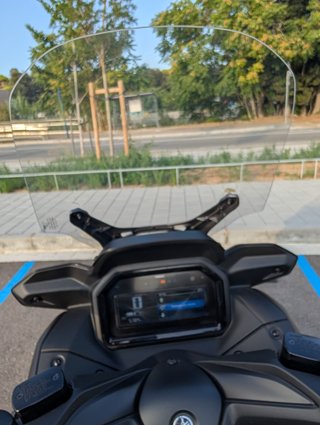 Yamaha XMAX 300 Tech Max Magma