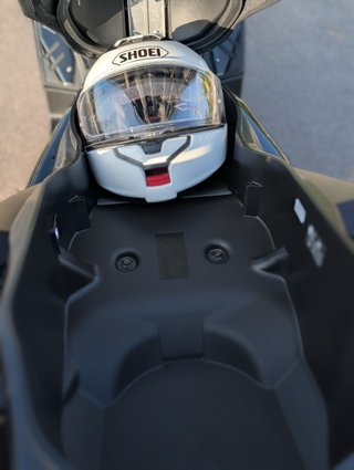 Yamaha XMAX 300 Tech Max Magma