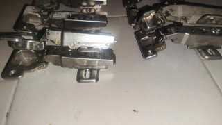 Bisagras para muebles