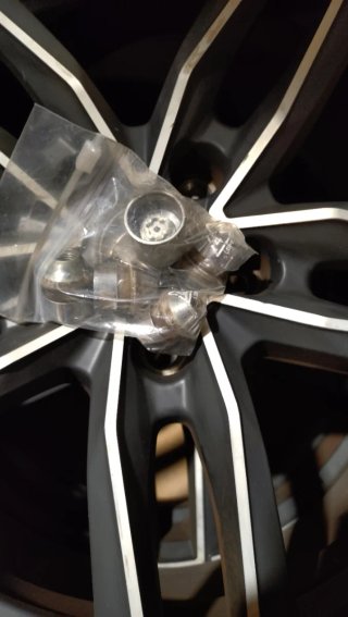 Llantas 18" MSW OZ Racing Ford Focus  Michelin