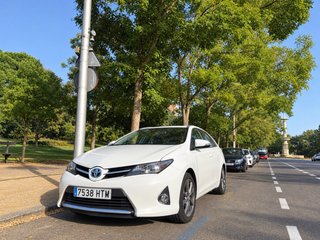 Toyota Auris 2013