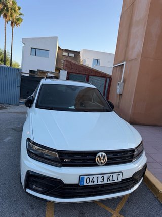Volkswagen Tiguan r 240 cv