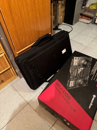 Controladora Pioneer DJ DDJ-1000 + Maletin