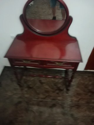 Estantería antigua de madera