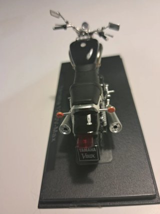 Maqueta Moto Yamaha 1200 V-Max