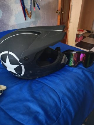 Casco de cross y gafas nuevo