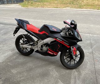 Derbi GPR 50 Racing Negra y Roja